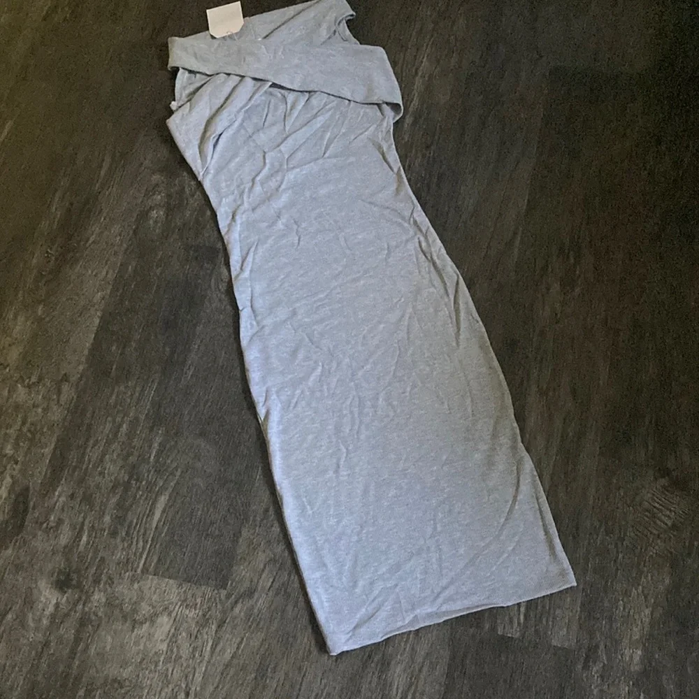 NWT Off Shoulder Ribbed Bodycon MIDI in Heather Gray - Picture 2 of 11